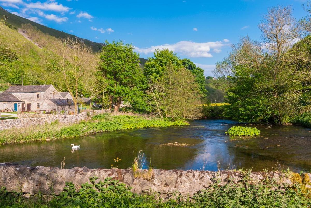 Brackendale Cottage Upperdale Peak District Cressbrook Exterior photo